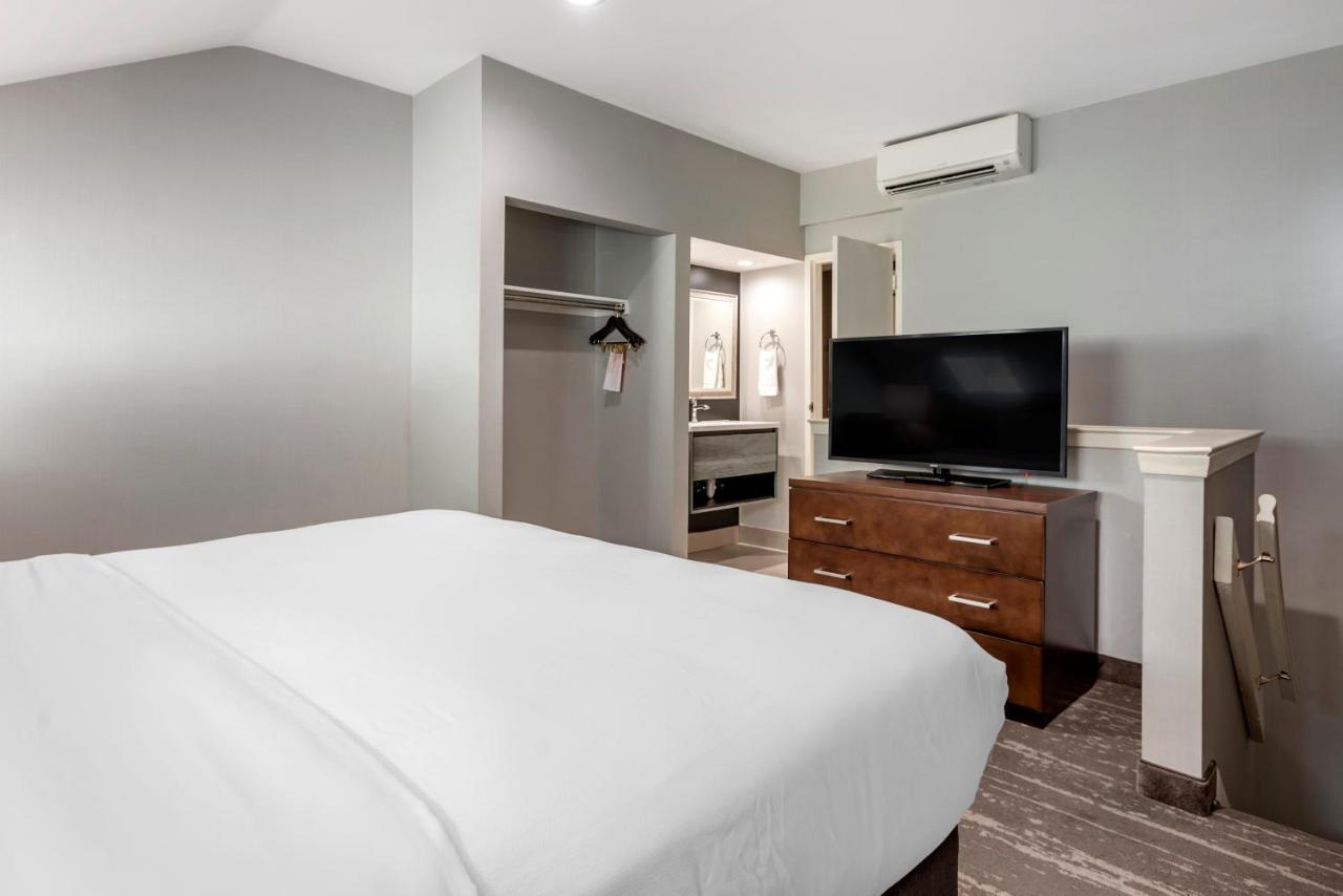 King Suite - Non-Smoking at Somerset Lofts, Ascend Hotel Collection