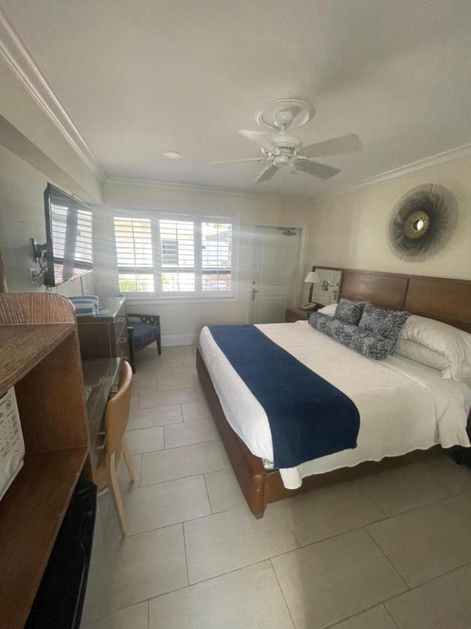 | High Noon Beach Resort