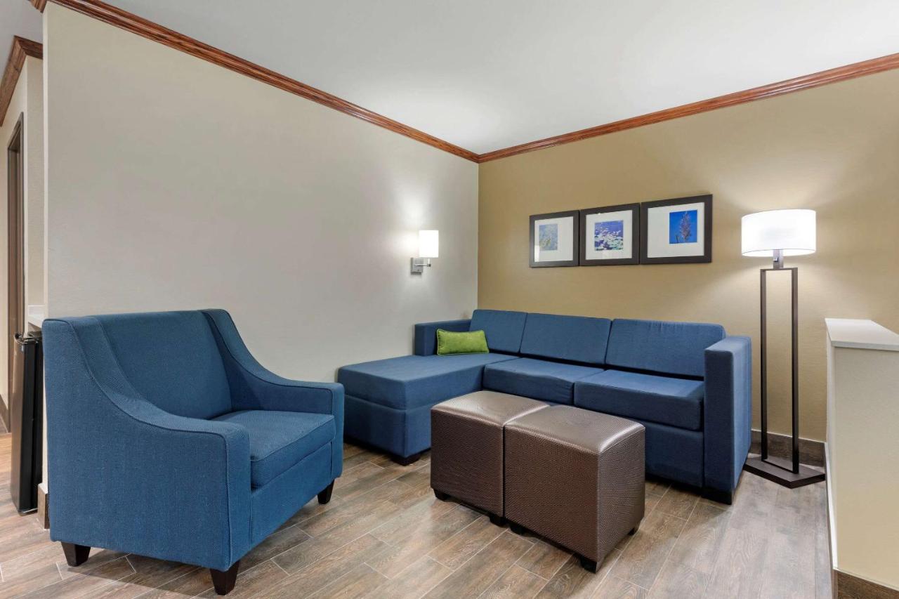 Executive King Suite with Sofa Bed - Non smoking at Comfort Suites West Monroe near Ike Hamilton Expo Center