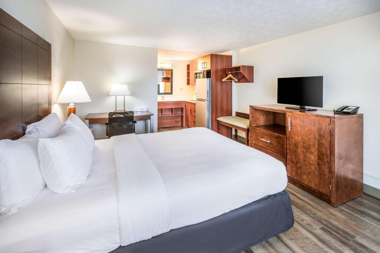 | Suburban Studios Middlesboro