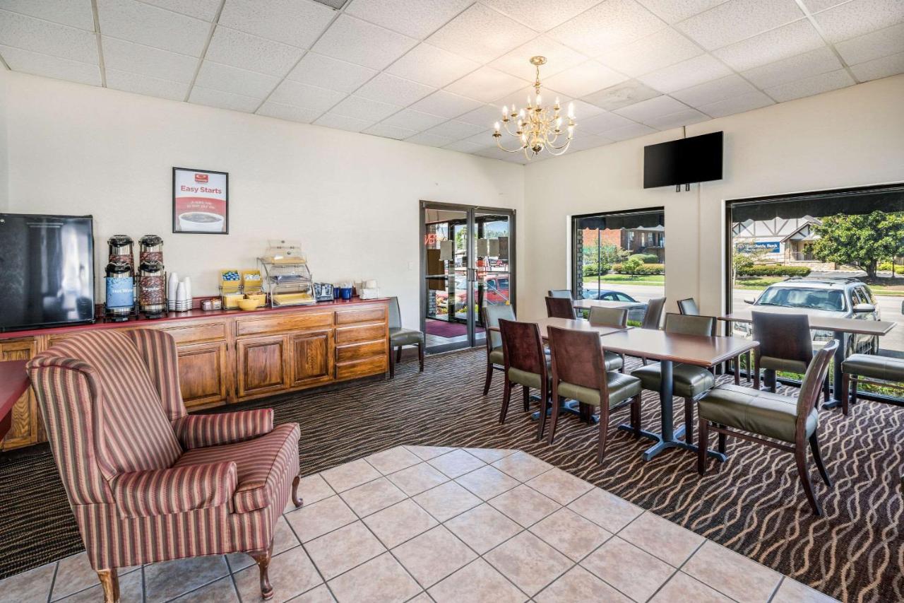 | Suburban Studios Middlesboro