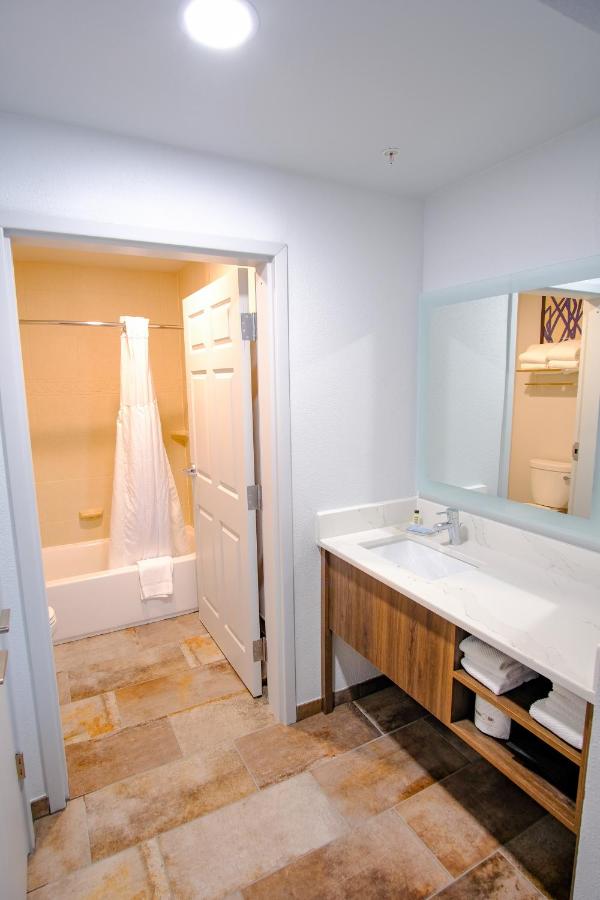 One-Bedroom Suite with Sofa Bed at Staybridge Suites Quantico-Stafford by IHG