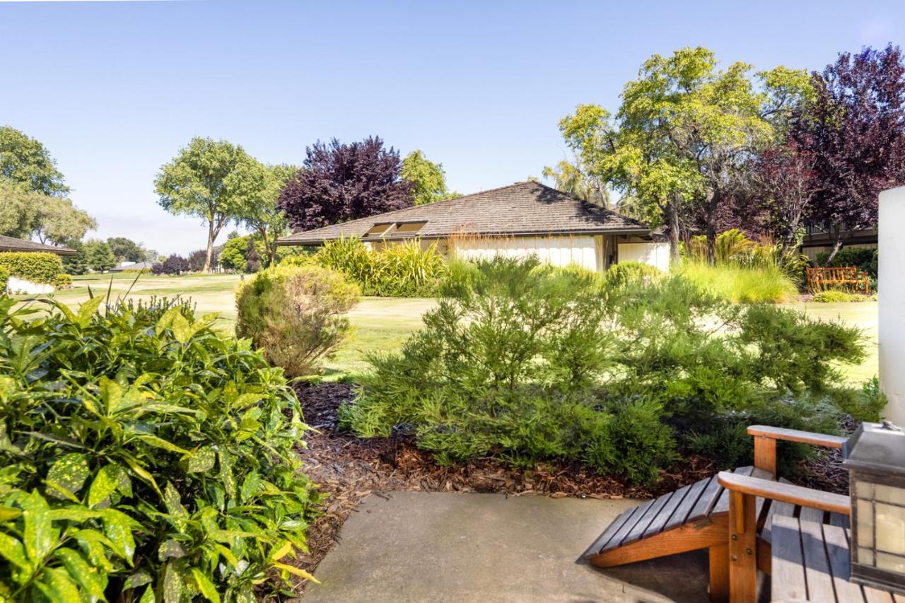 | The Quail Lodge