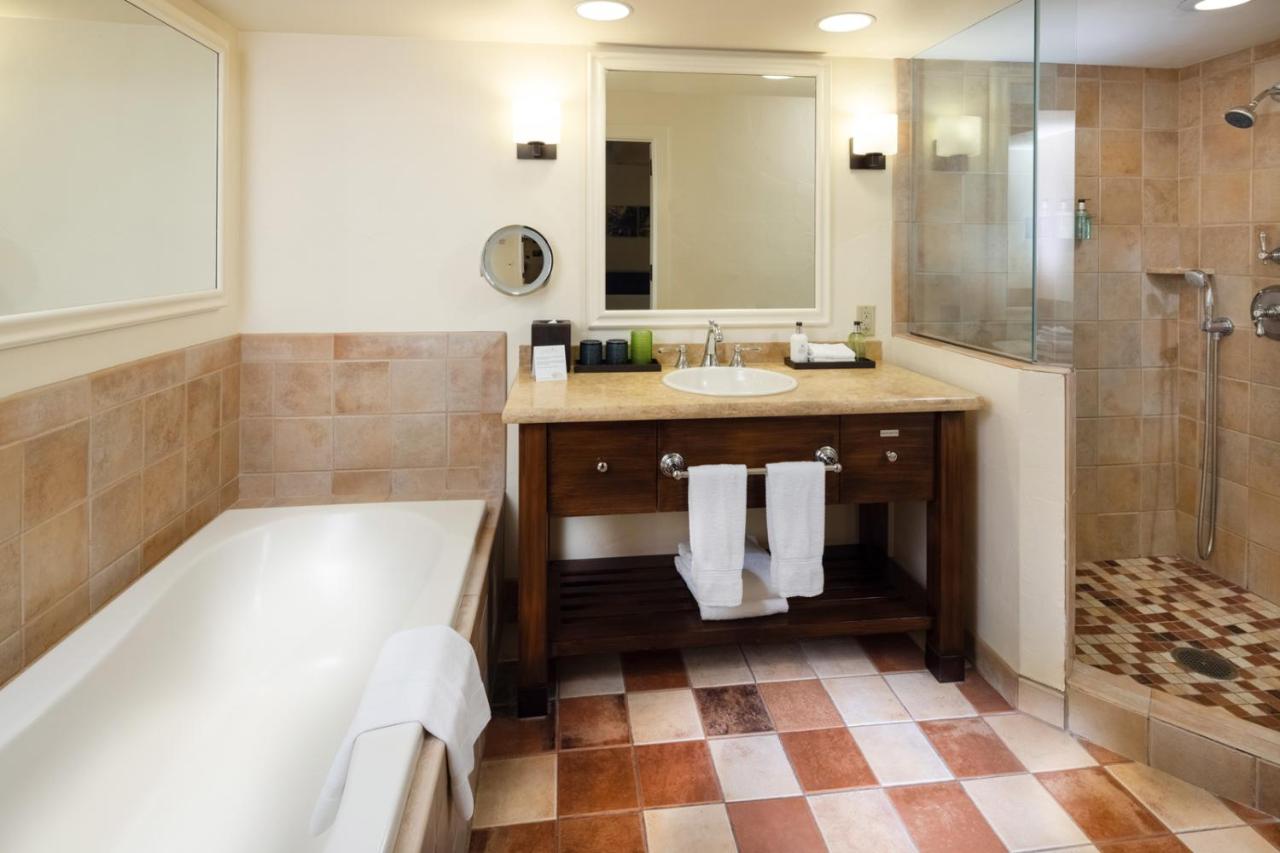 | The Quail Lodge