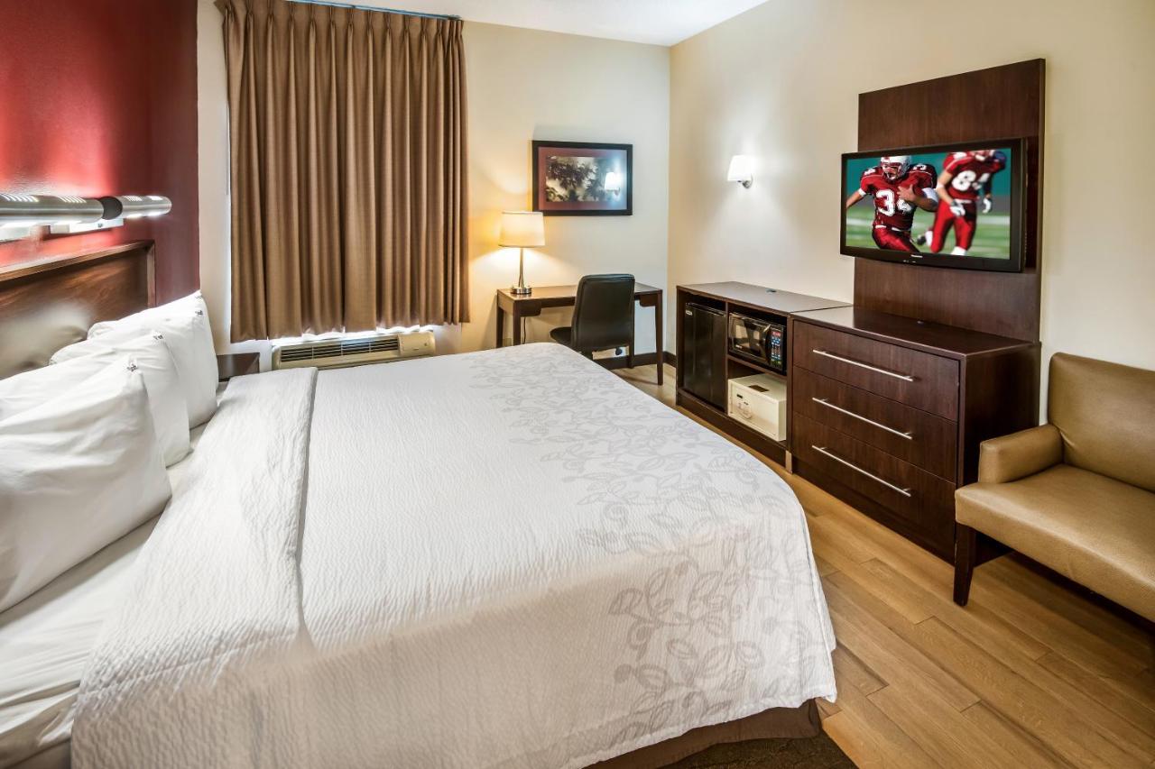 | Red Roof Inn PLUS+ South Deerfield - Amherst