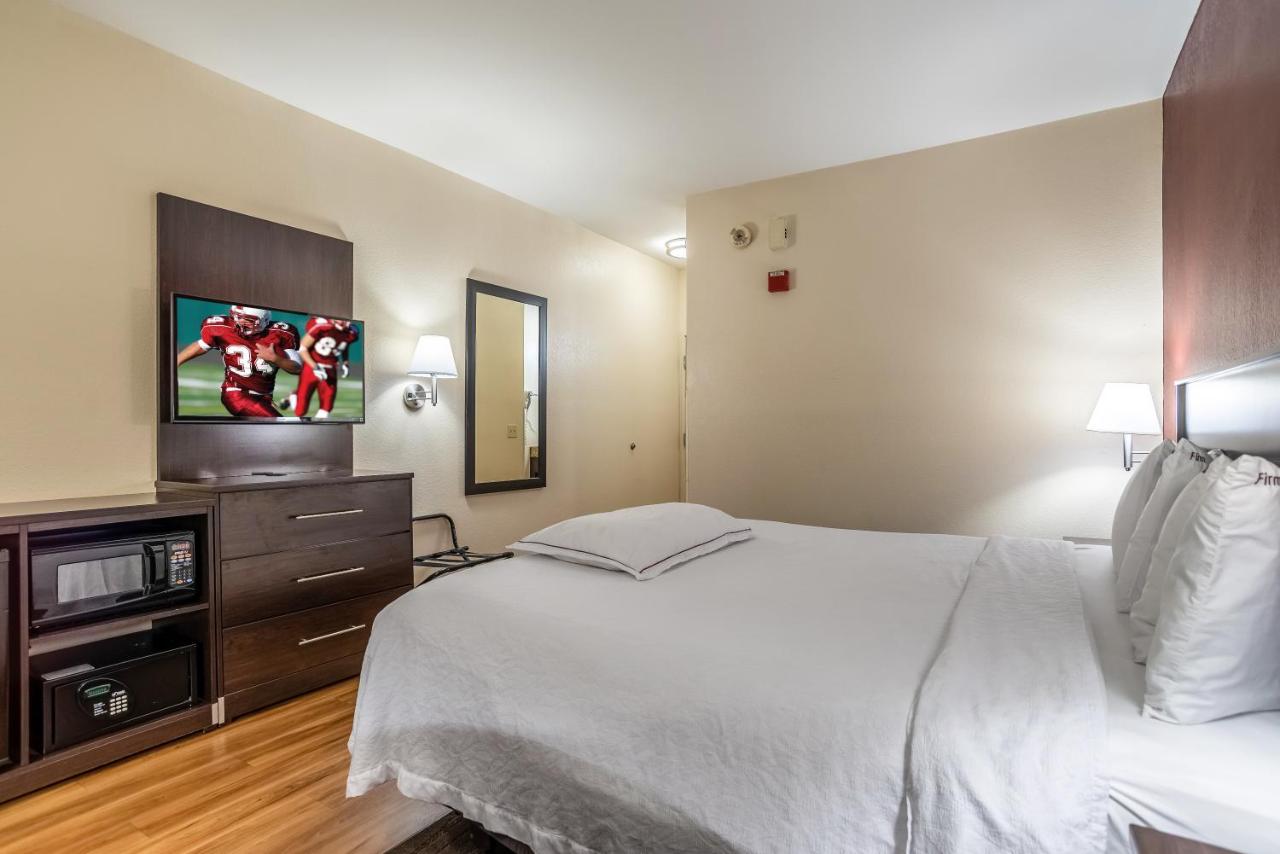 | Red Roof Inn PLUS+ South Deerfield - Amherst