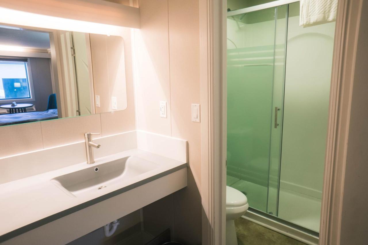Standard Single Room at Stay Express Inn Chattanooga