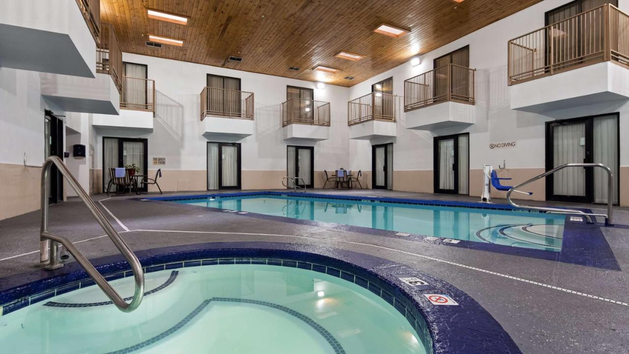 | SureStay Plus Hotel by Best Western Albuquerque I-40 Eubank