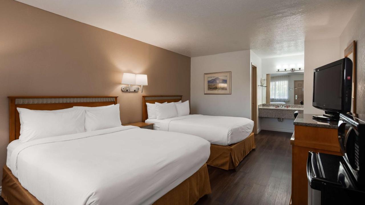 | SureStay Plus Hotel by Best Western Albuquerque I-40 Eubank