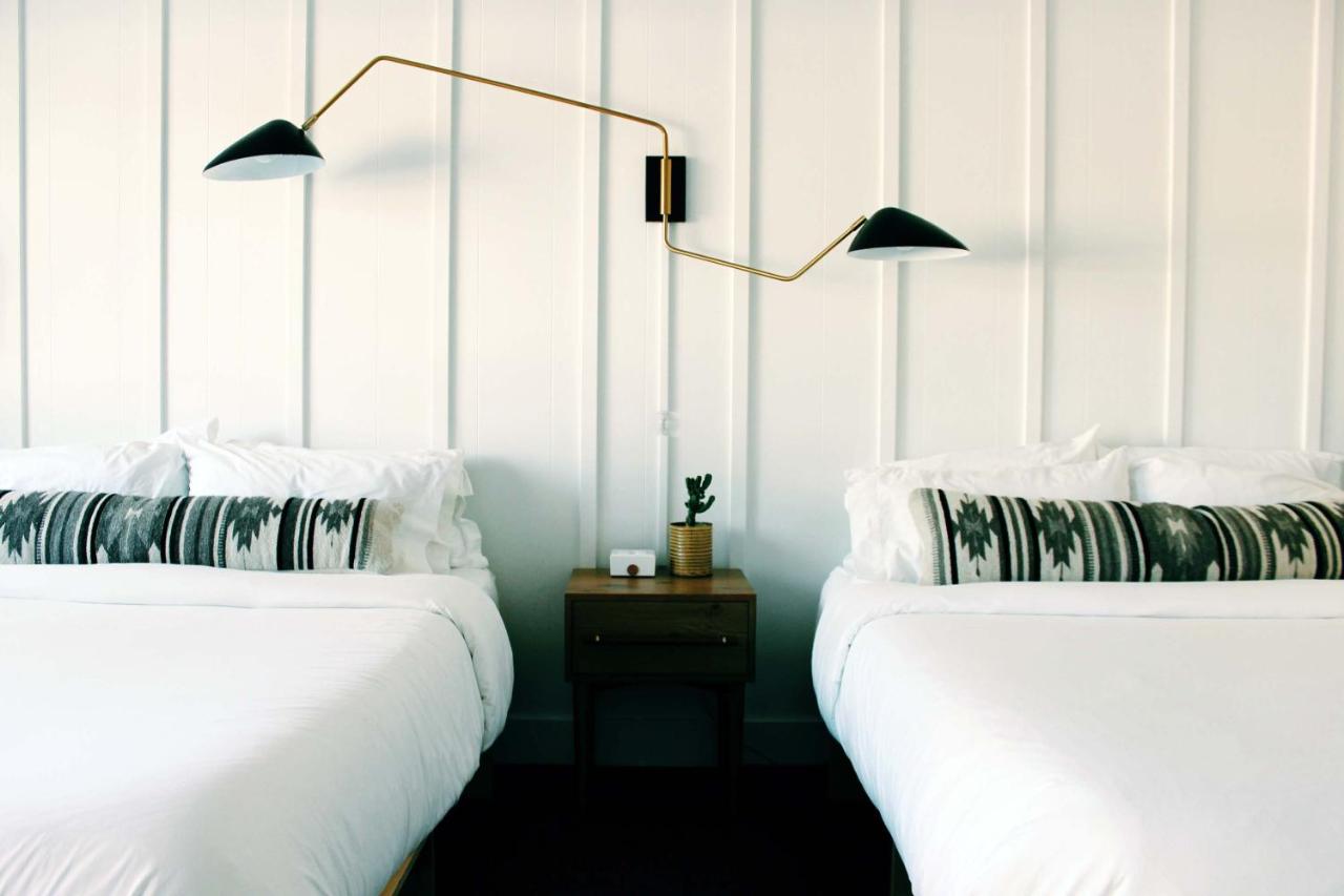  | Amigo Motor Lodge