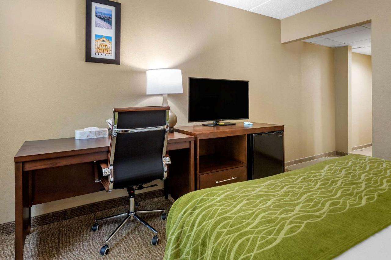 | Comfort Inn Edison - New Brunswick