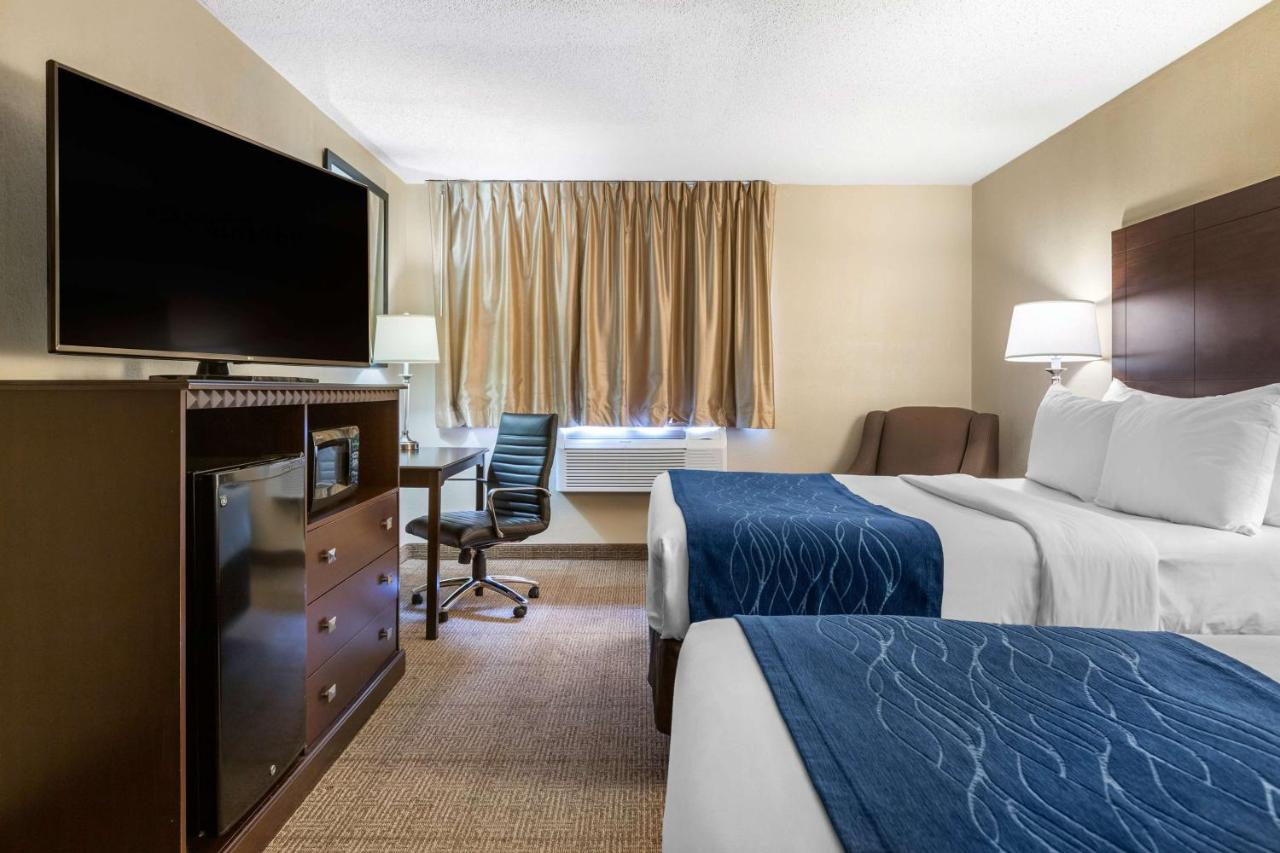 Double Room with Two Double Beds - Non-Smoking at Comfort Inn Grand Rapids Airport