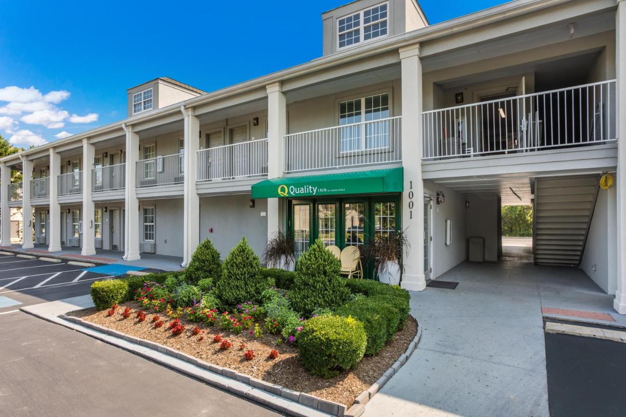 | Quality Inn Gallatin-Nashville Metro