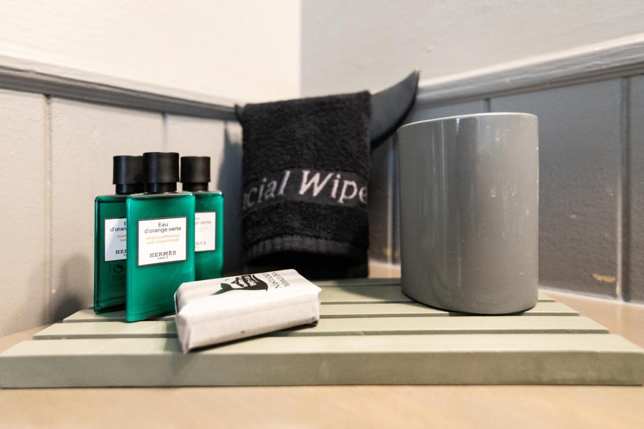 | Nantucket Whale Inn, Half Moon Bay