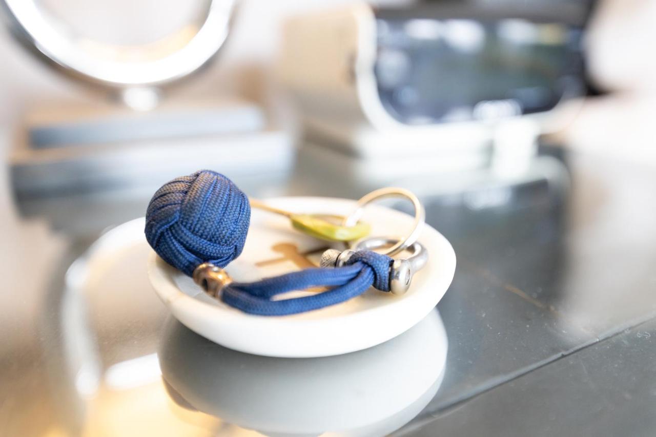 | Nantucket Whale Inn, Half Moon Bay