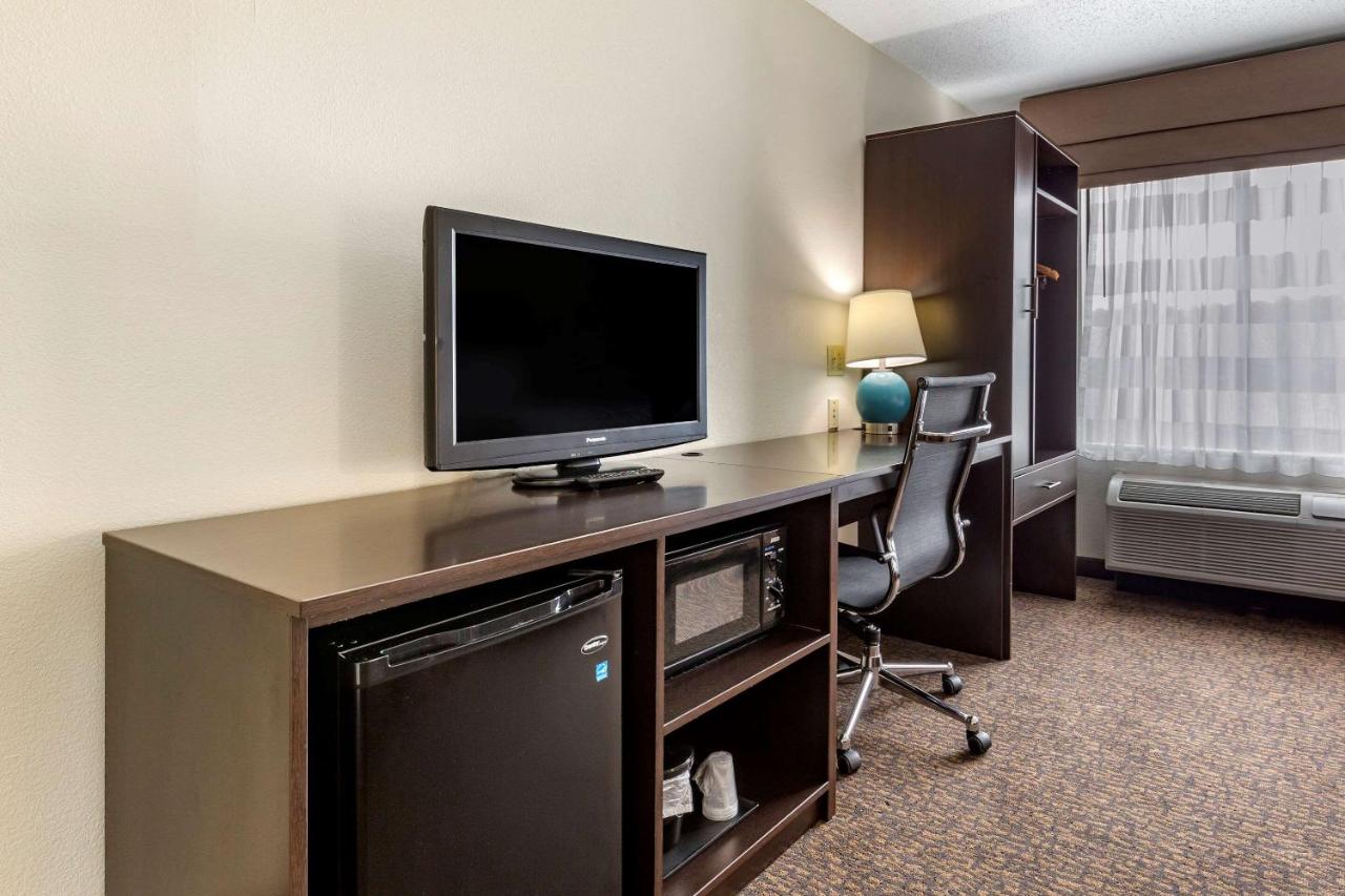 Queen Room with Two Queen Beds - Non-Smoking at Sleep Inn Henderson I-85