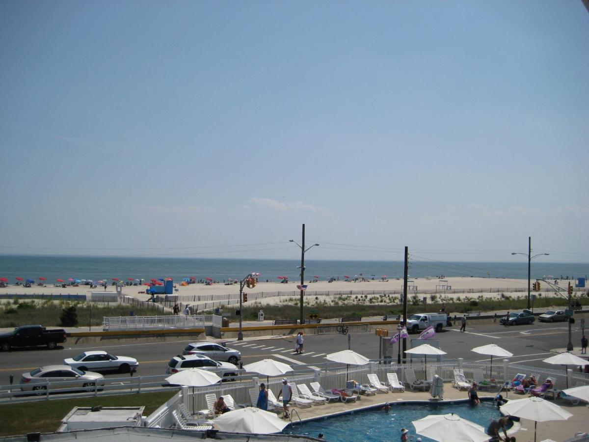  | Avondale by the Sea