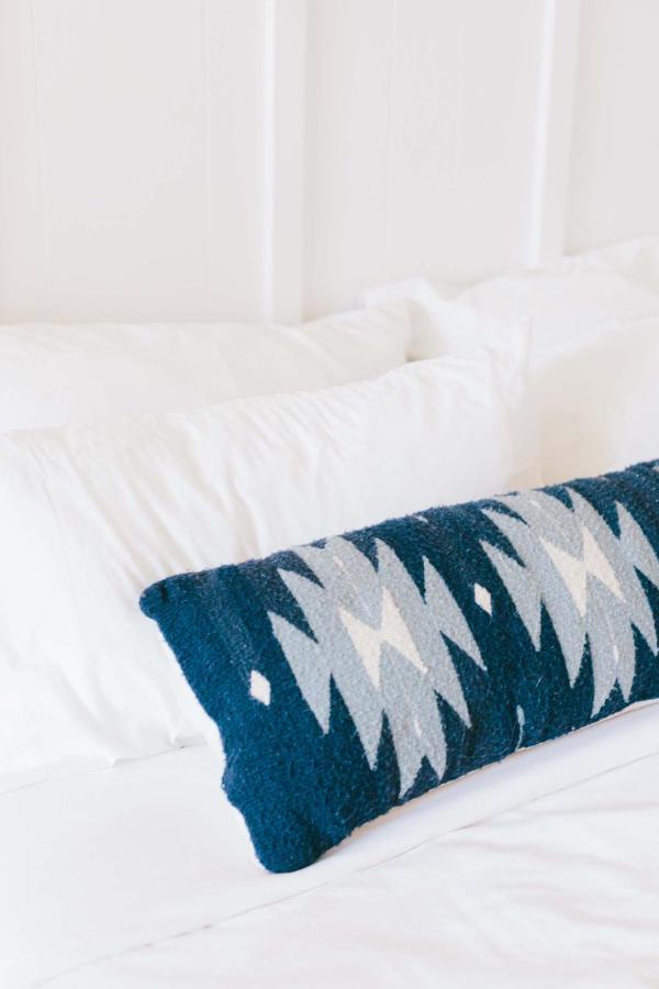  | Amigo Motor Lodge
