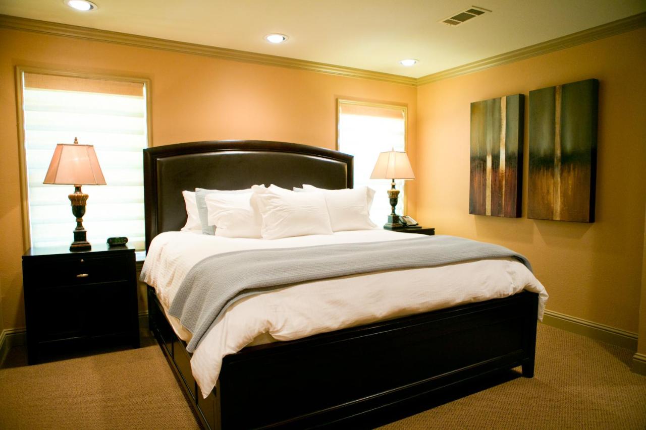 | The Sanford House Inn & Spa