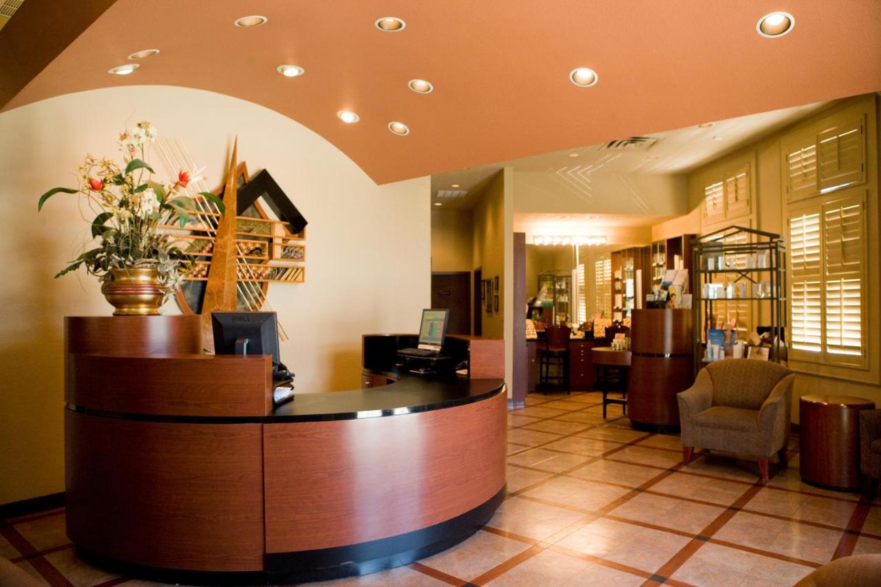 | The Sanford House Inn & Spa