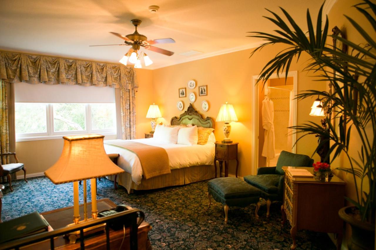 | The Sanford House Inn & Spa