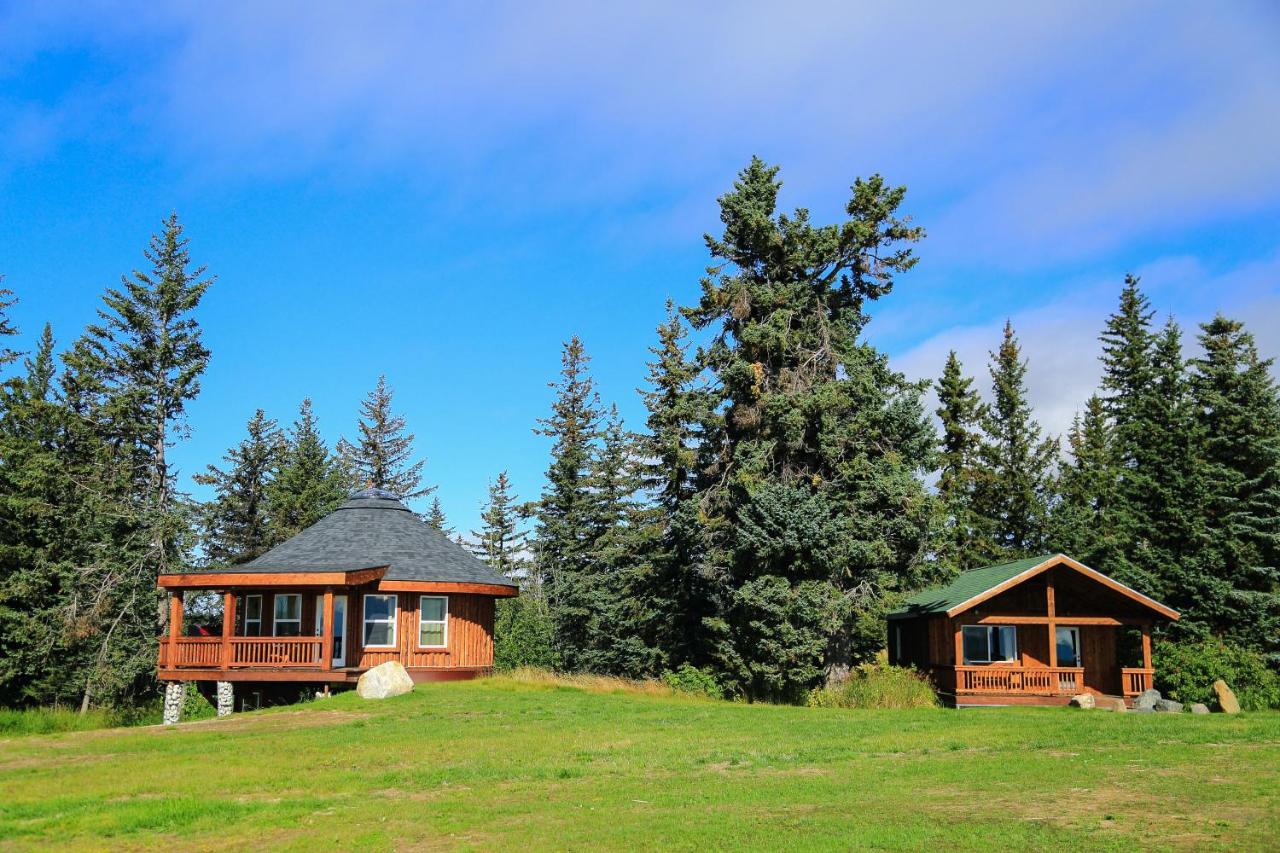 Cottage with Sea View at Kenai Peninsula Suites