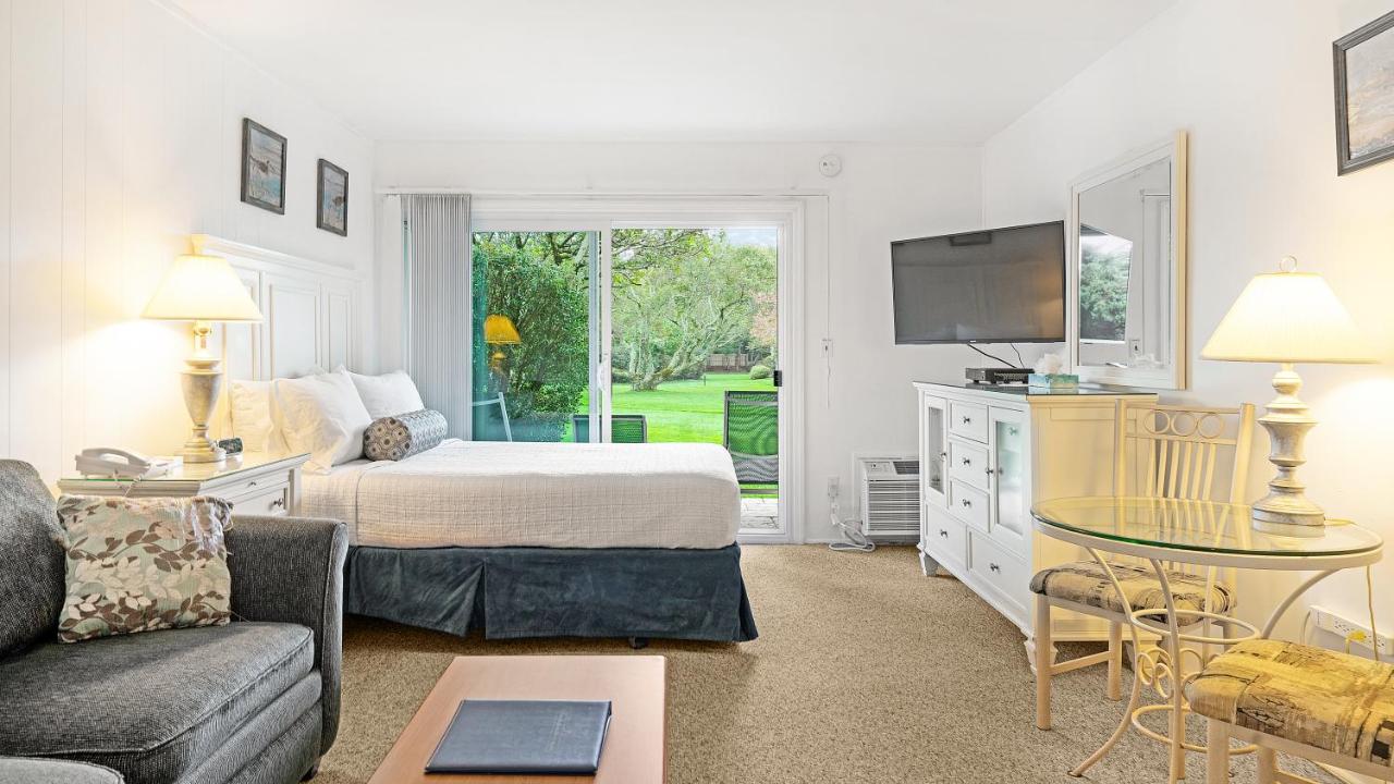 | East Hampton House Resort