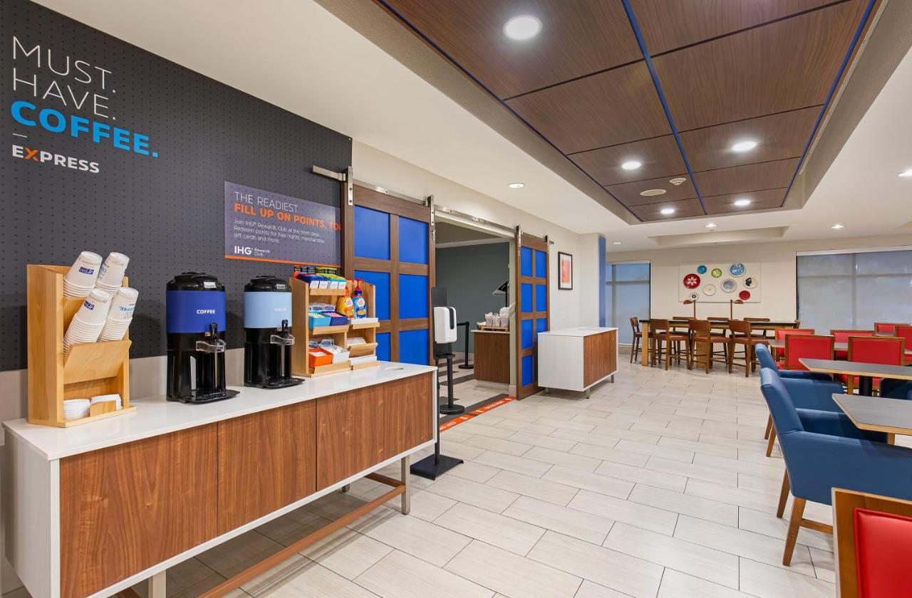 | Holiday Inn Express Hotel & Suites Mount Juliet - Nashville Area, an IHG Hotel