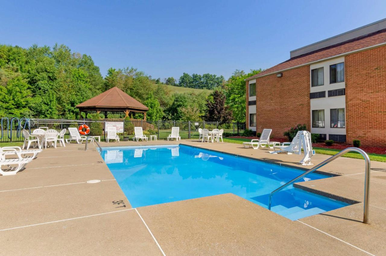 | Comfort Inn Bluefield