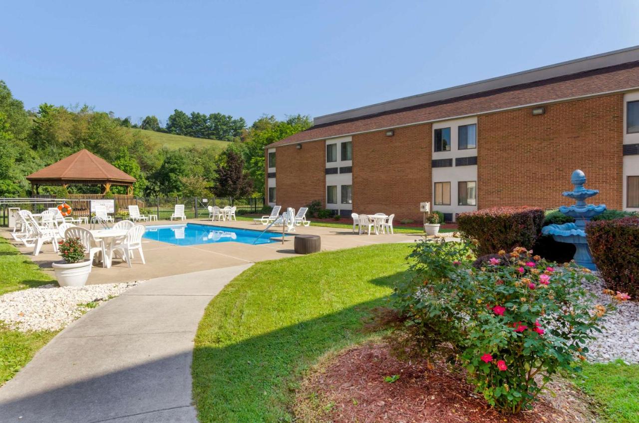 | Comfort Inn Bluefield