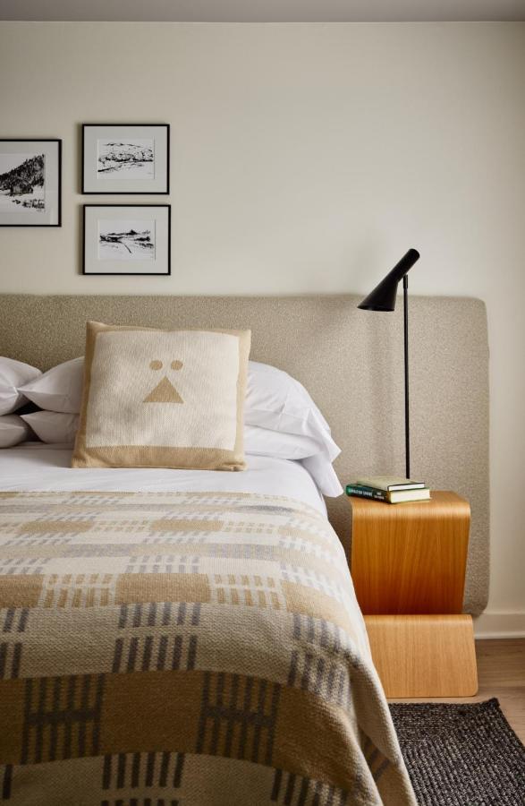 | Tälta Lodge, a Bluebird by Lark
