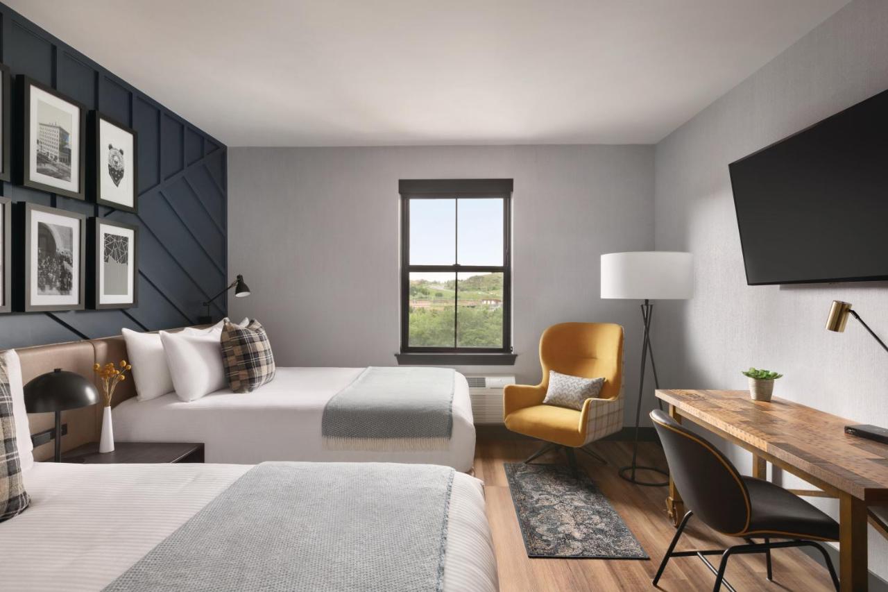 Quadruple Room at The Eddy Taproom & Hotel