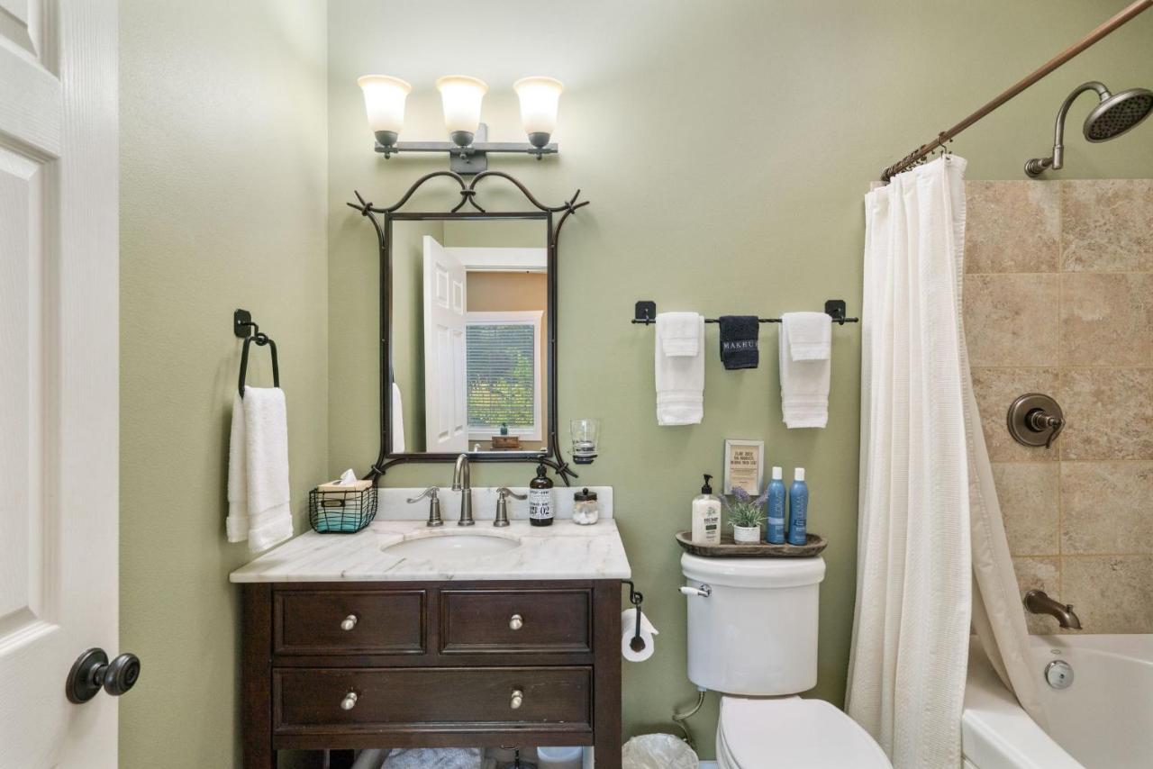 | Granite Hills Inn