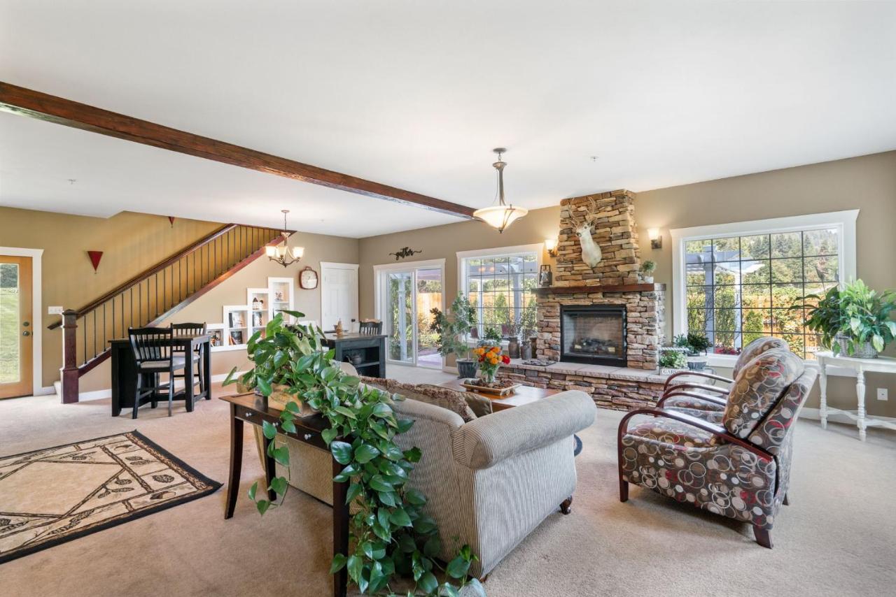 | Granite Hills Inn