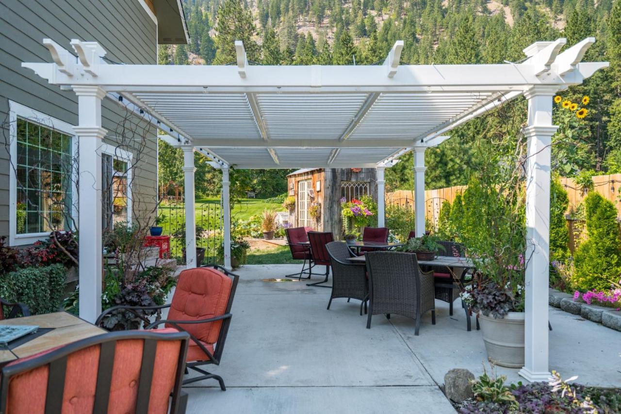 | Granite Hills Inn