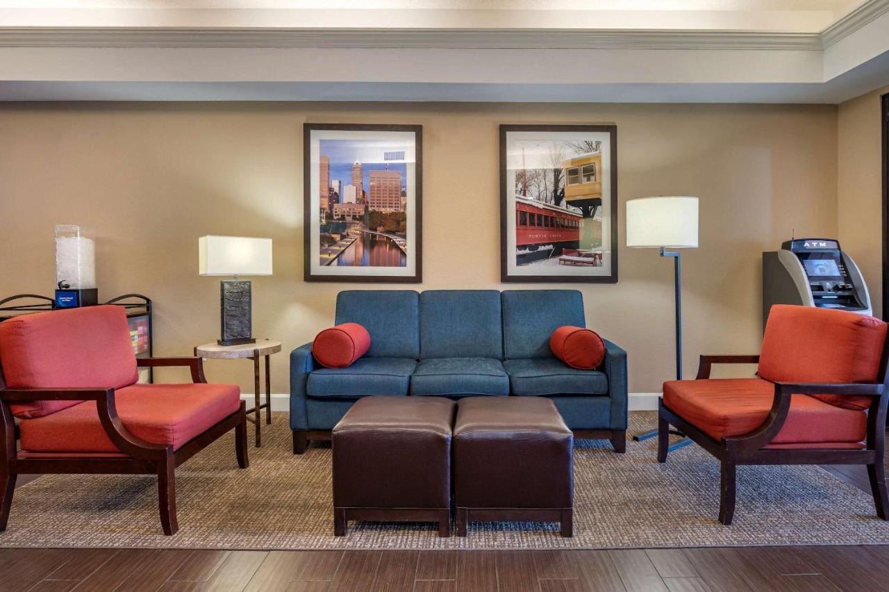 | Comfort Inn Lawrenceburg