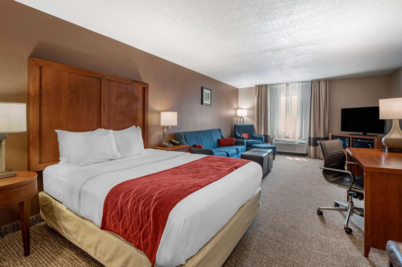 | Comfort Inn Lawrenceburg