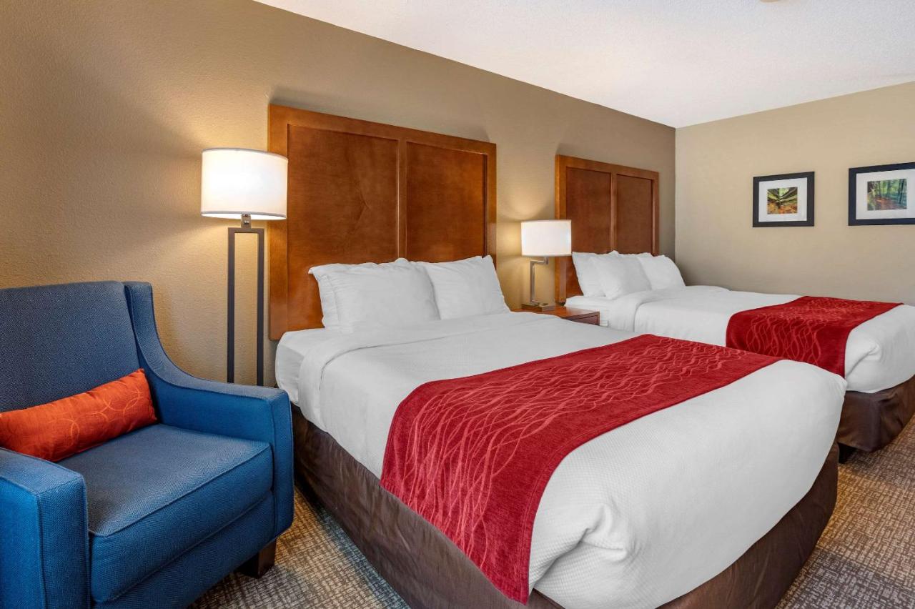 | Comfort Inn La Porte