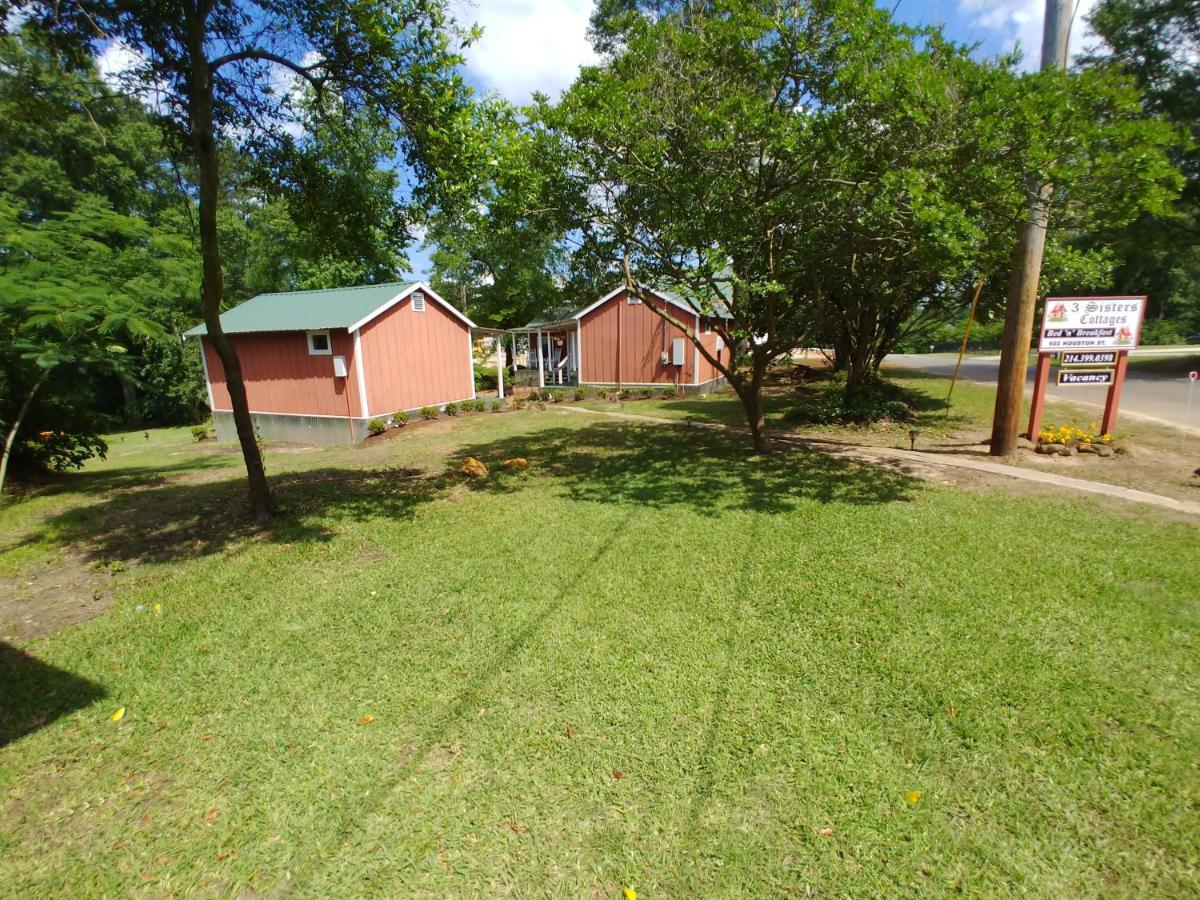 | 3 Sisters Cottages