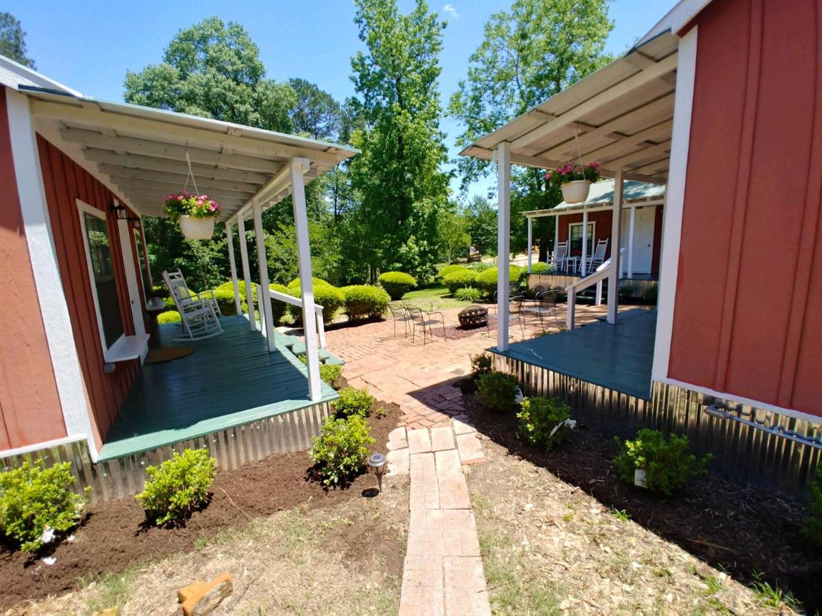 | 3 Sisters Cottages