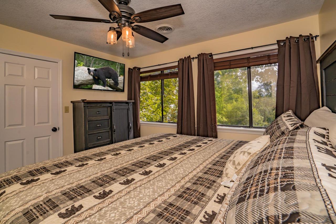 | Pigeon Forge Escape