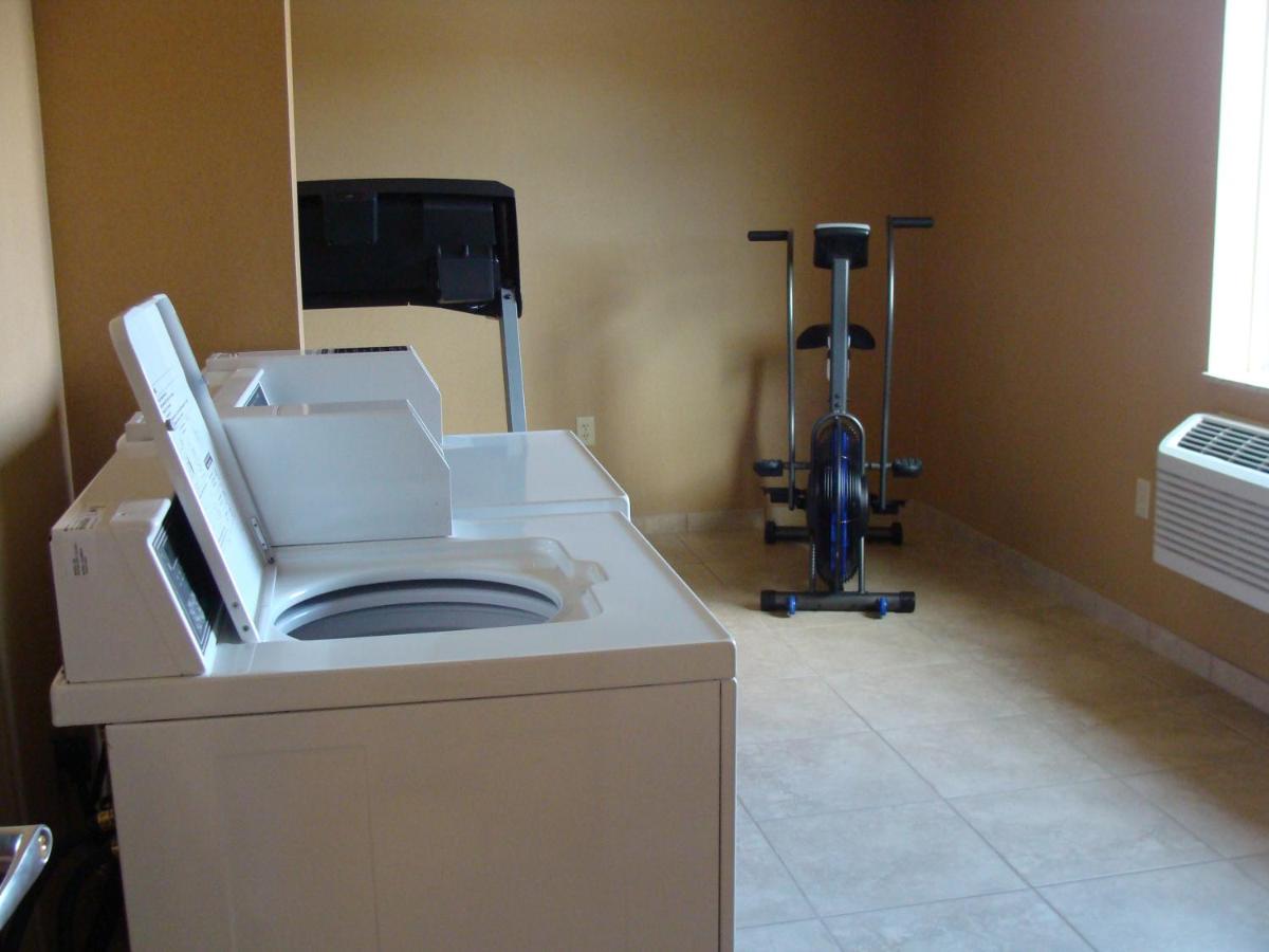 | Cobblestone Hotel & Suites - Waynesboro