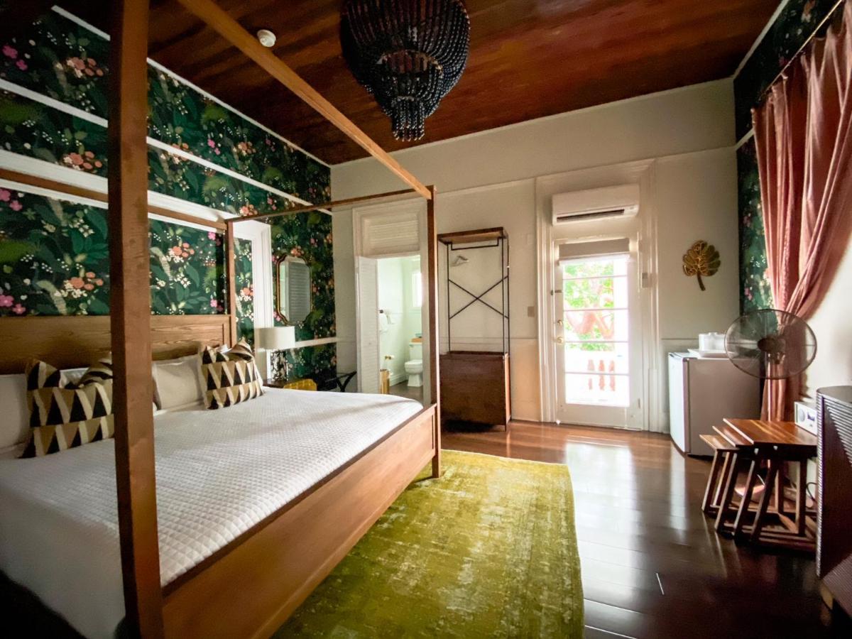  | Marreros Guest Mansion - Adult Only