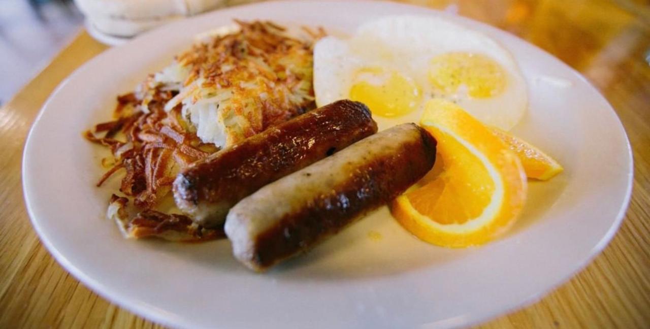 | Silver Fork Lodge & Restaurant