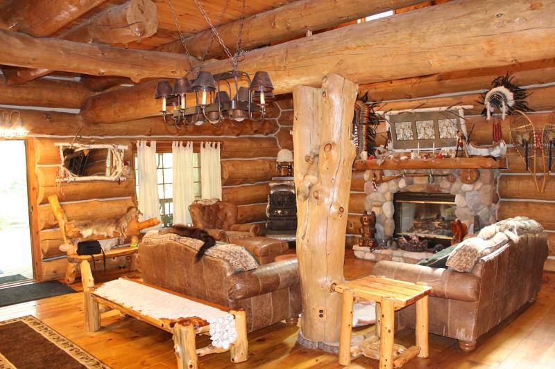  | Dream Catcher Log Cabin