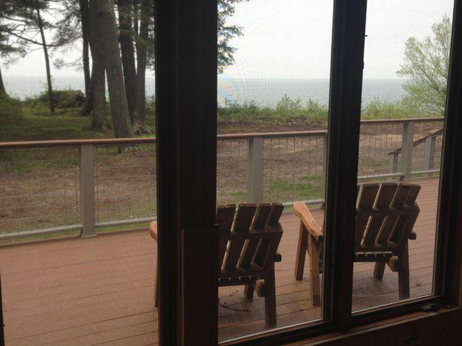  | Au Train Island View Lodge