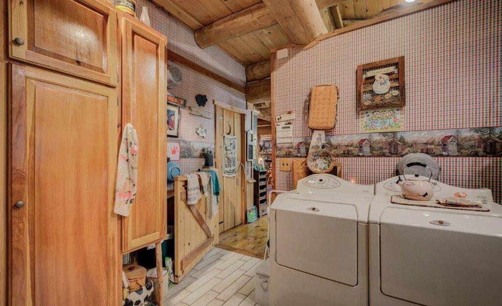  | Dream Catcher Log Cabin