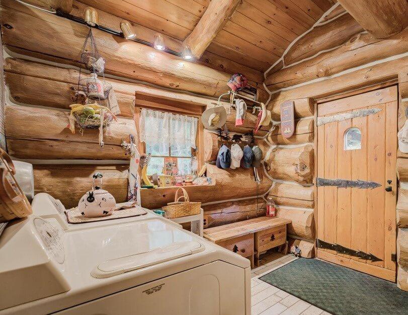  | Dream Catcher Log Cabin
