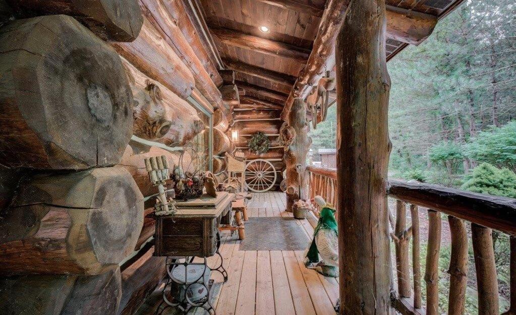  | Dream Catcher Log Cabin