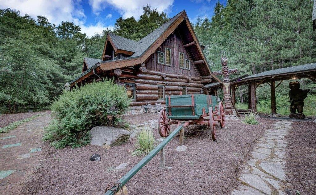  | Dream Catcher Log Cabin